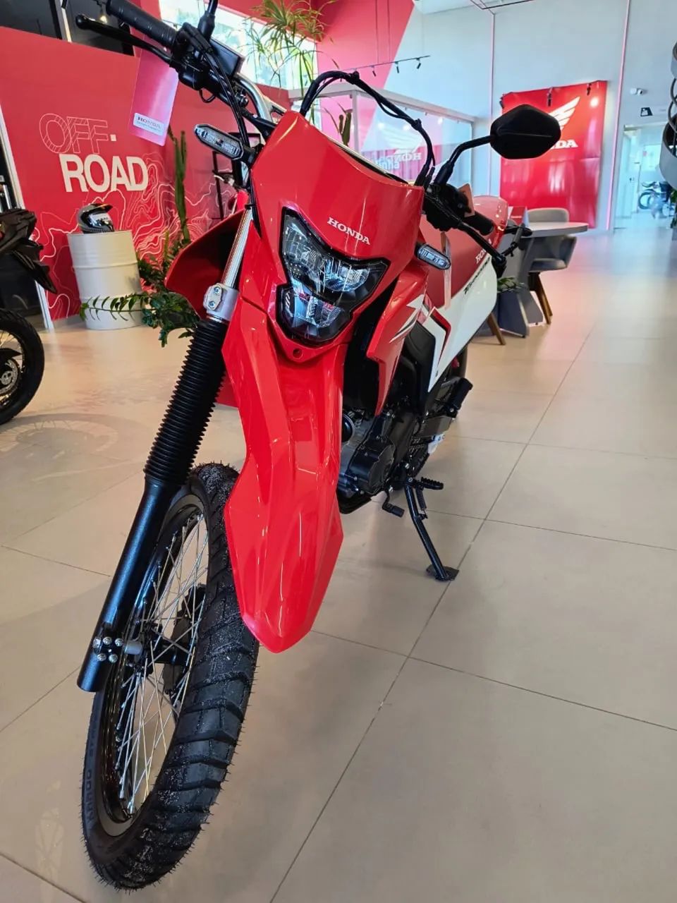 Tornado 300 | Pronta entrega 