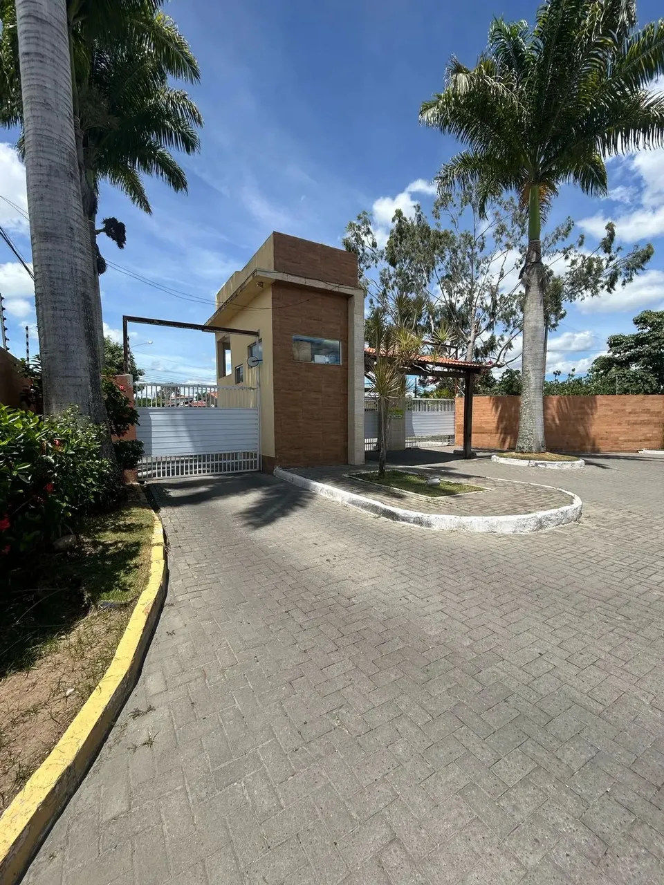 Imóvel para venda com 200 metros quadrados com 3 quartos em Universitário - Caruaru - PE