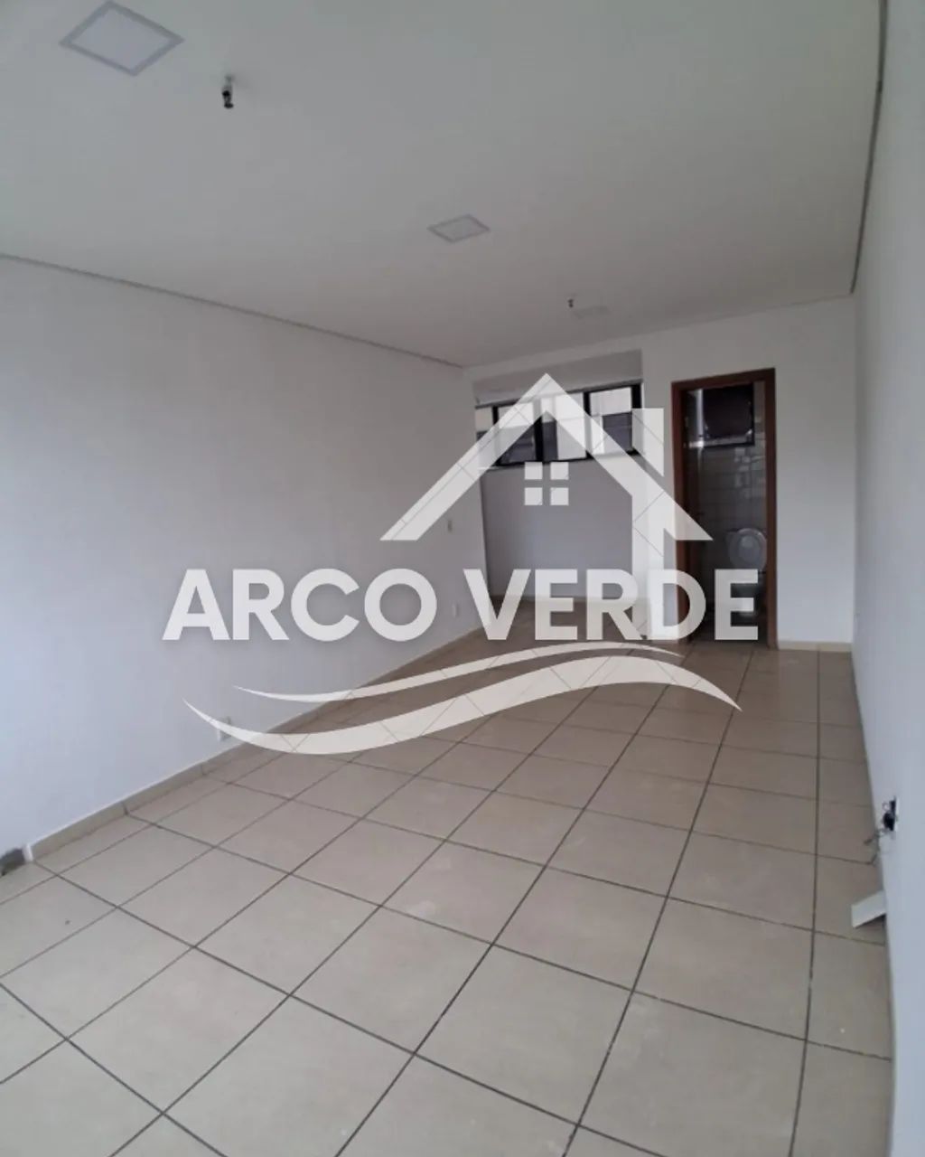 CONJUNTO DE SALAS COMERCIAL  - Foto 2