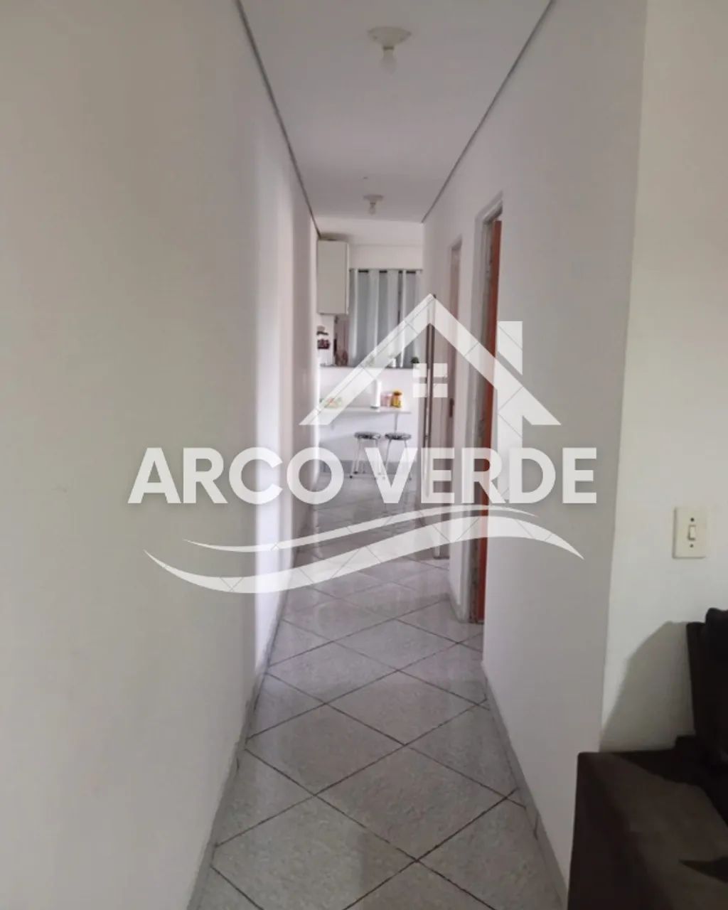 OPORTUNIDADE PARA INVESTIDORES CASA MULTIFAMILIAR - Foto 2