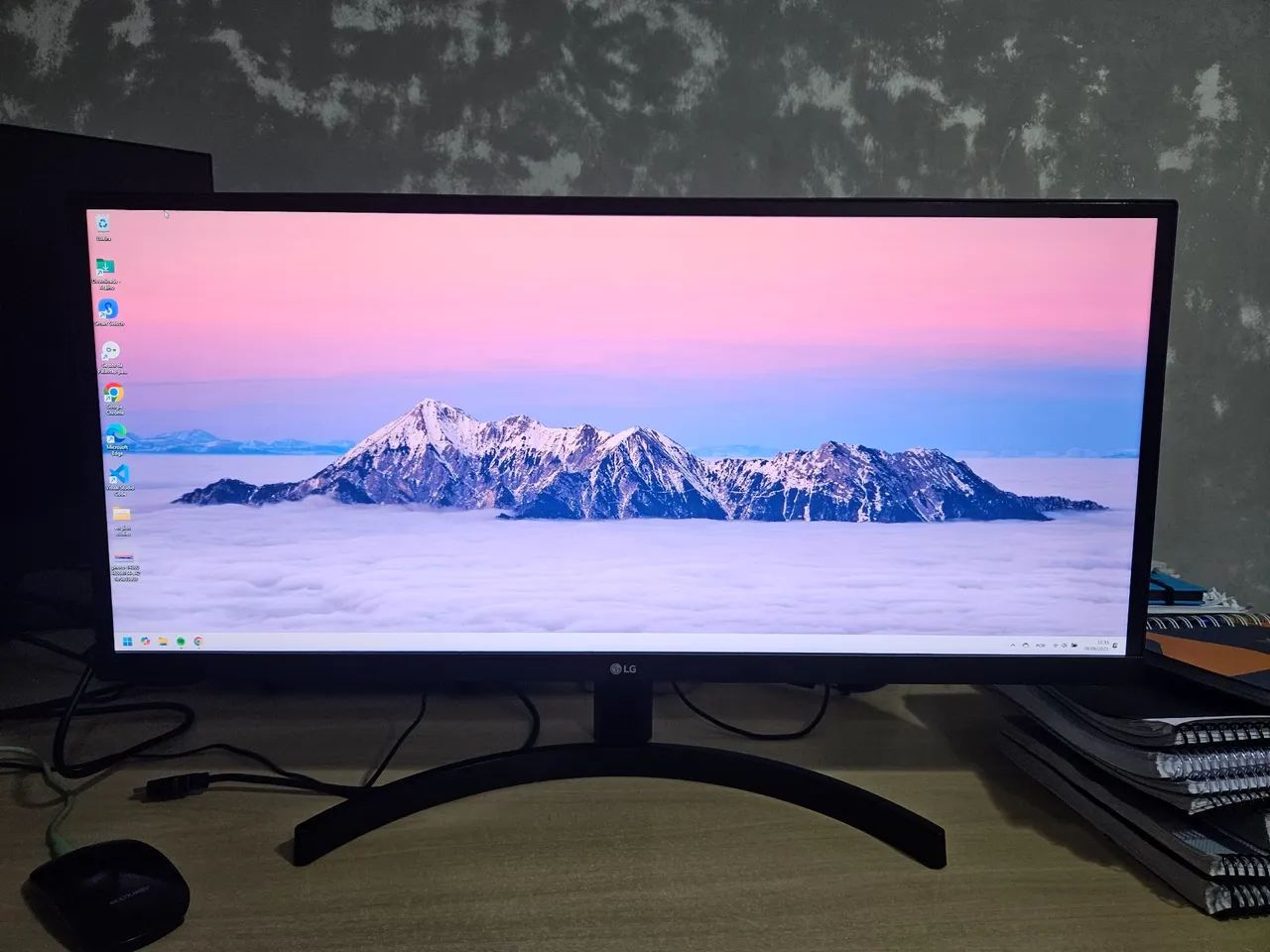 Monitor ultrawide LG 29 polegadas