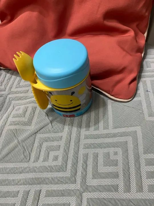 Pote skip hop abelha