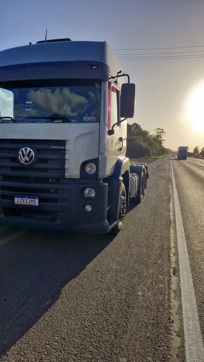 Caminhão VW Constellation 25,420 6X2