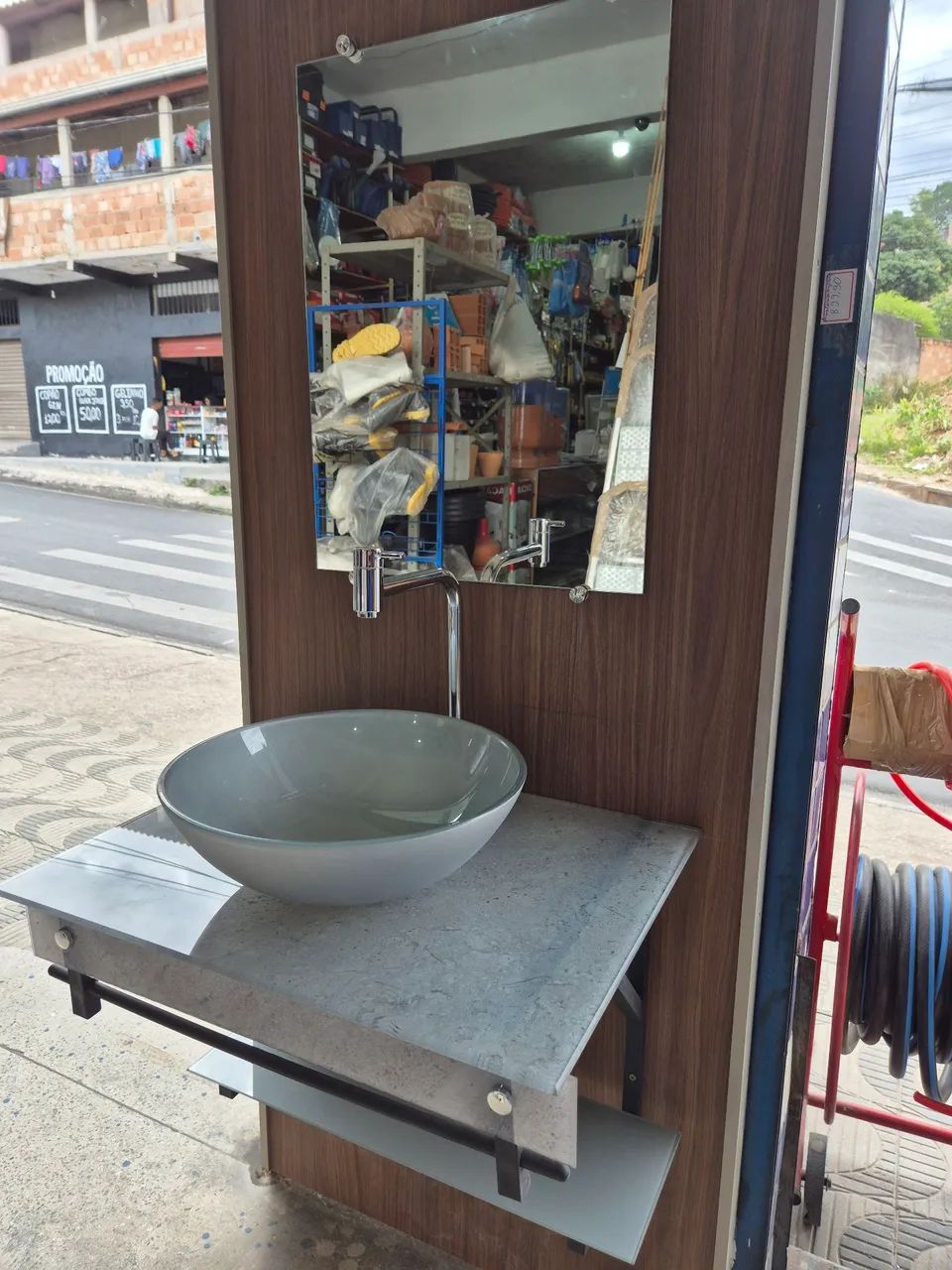 Lavatório de Banheiro 64169923683457120