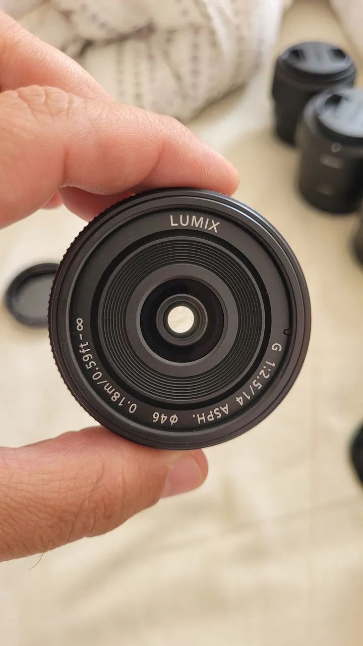 Lente Panasonic Lumix 14mm f2.5 - Acessórios para Câmeras e