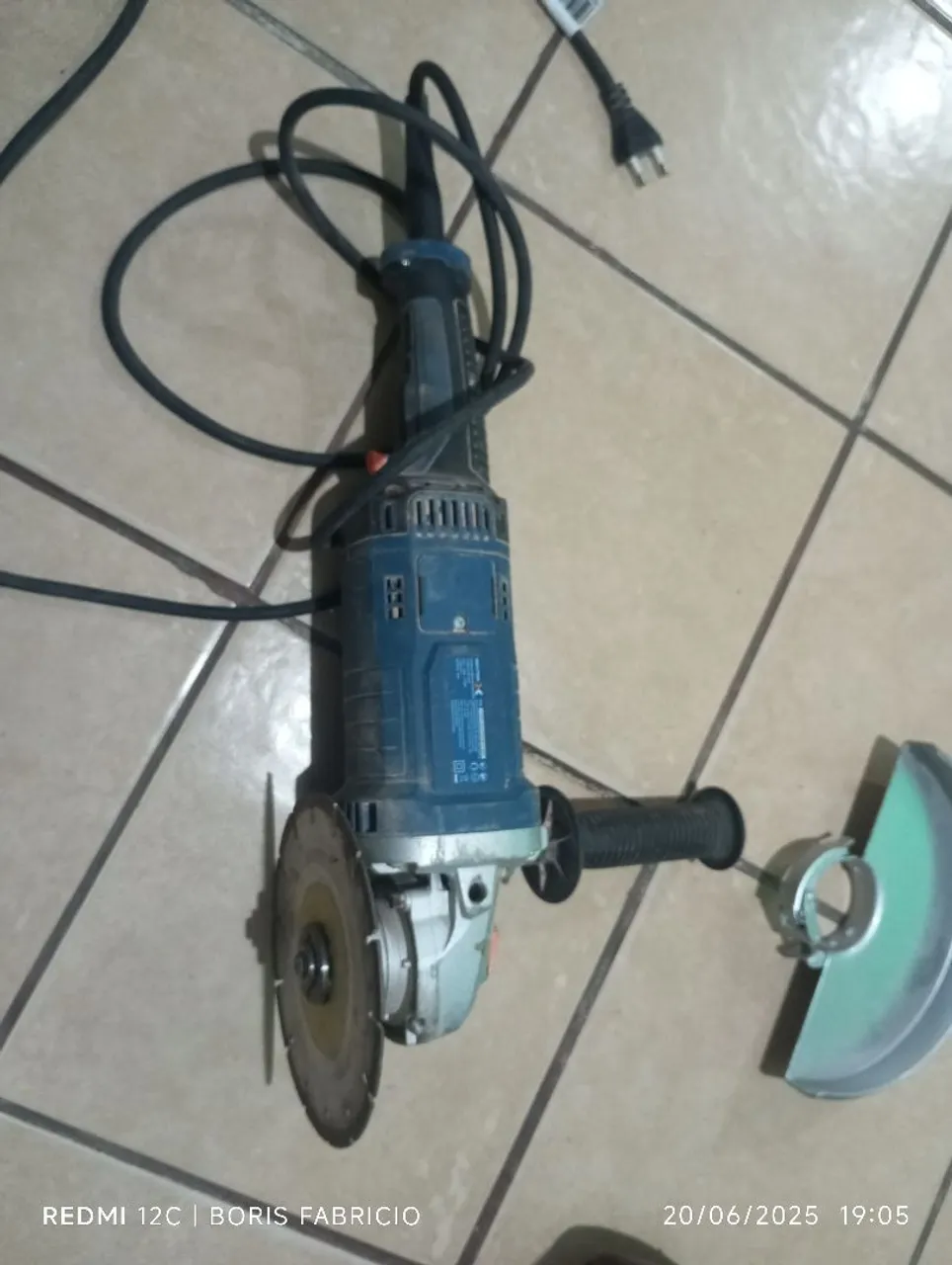 Esmerilhadeira B Profissional com Disco