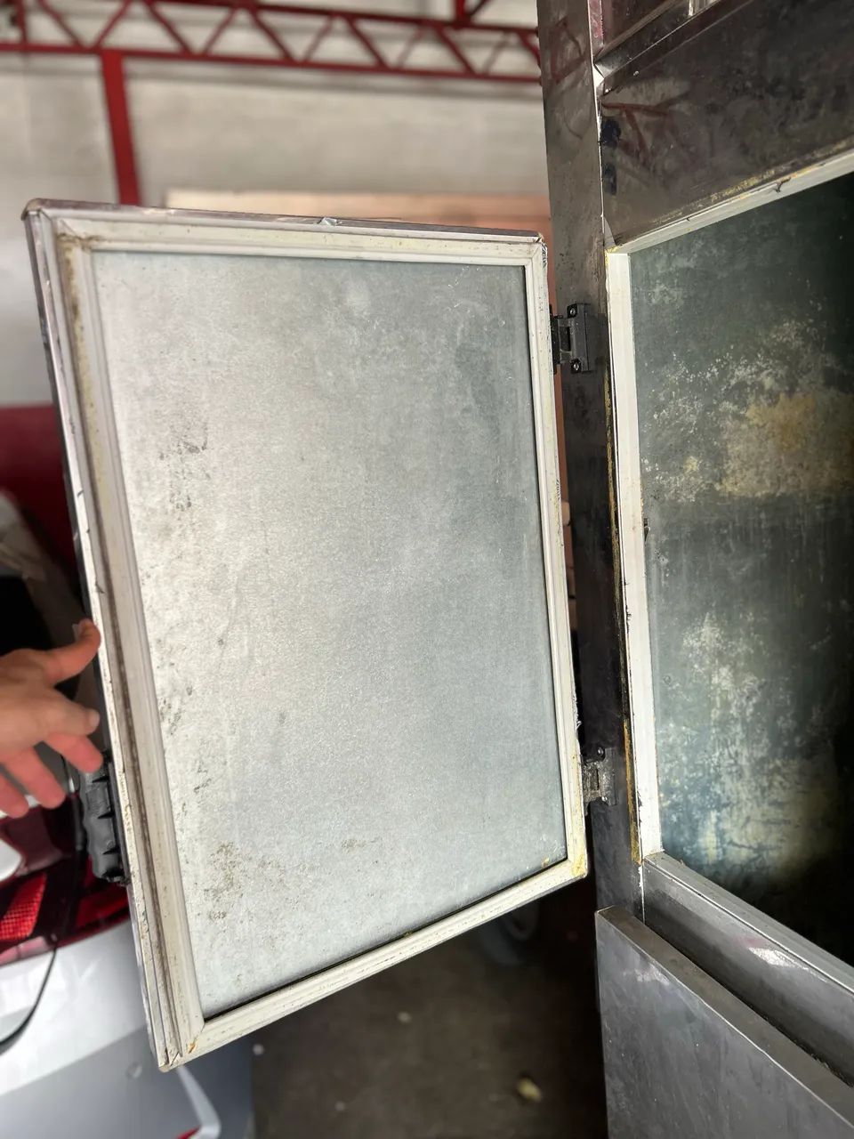 Câmara fria 6 portas para açougue ou distribuidora de bebidas. - Foto 2