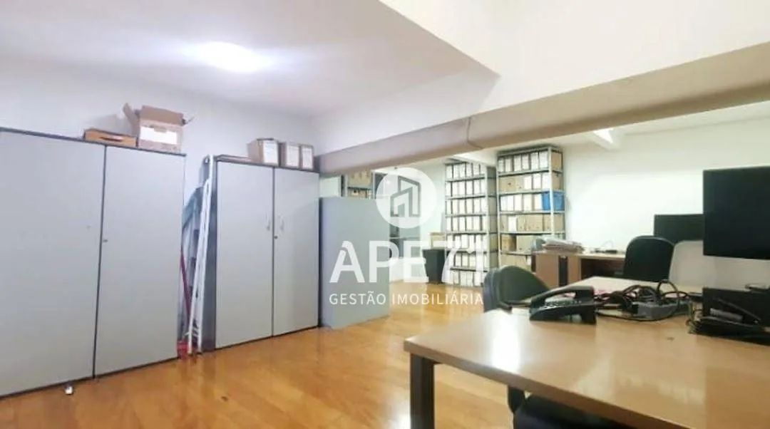 SALA COMERCIAL PARA LOCAÇÃO/VENDA 92M² - 02 BANHEIROS - COPA/COZINHA - OPORTUNIDADE ÚNICA  - Foto 3