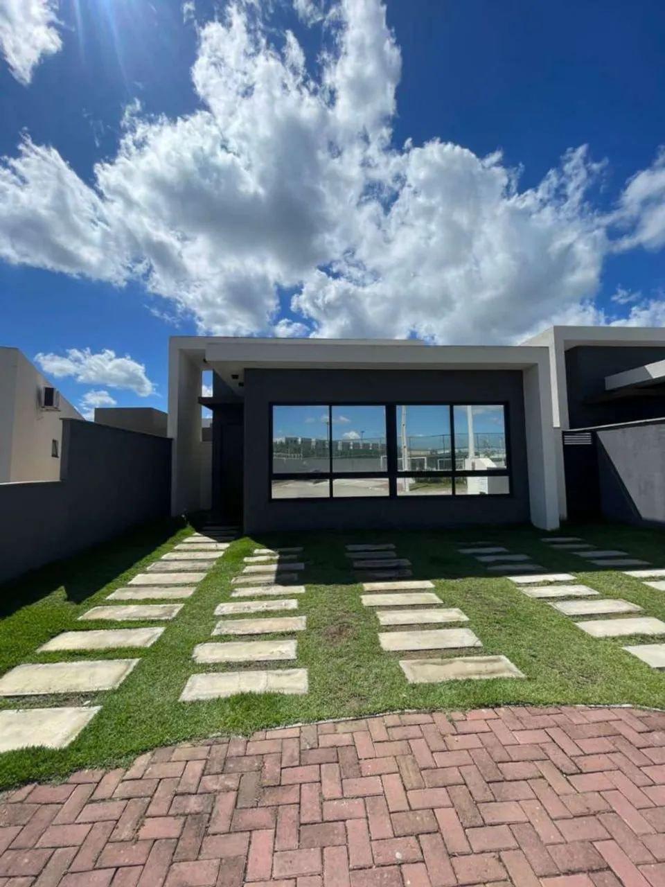 COND MANGATA ALUGO EXCELENTE CASA NO CONDOMÍNIO MANGATA RESIDENCE LOCALIZADA NO BAIRRO SIM