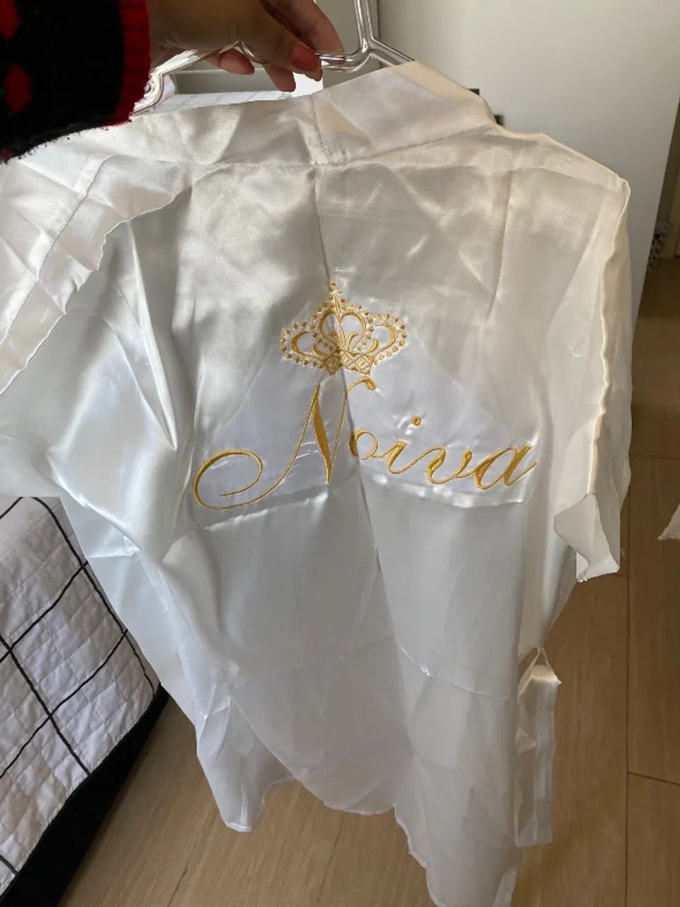 Kit noiva -vestido, véu, coroa e roupão  - Foto 5