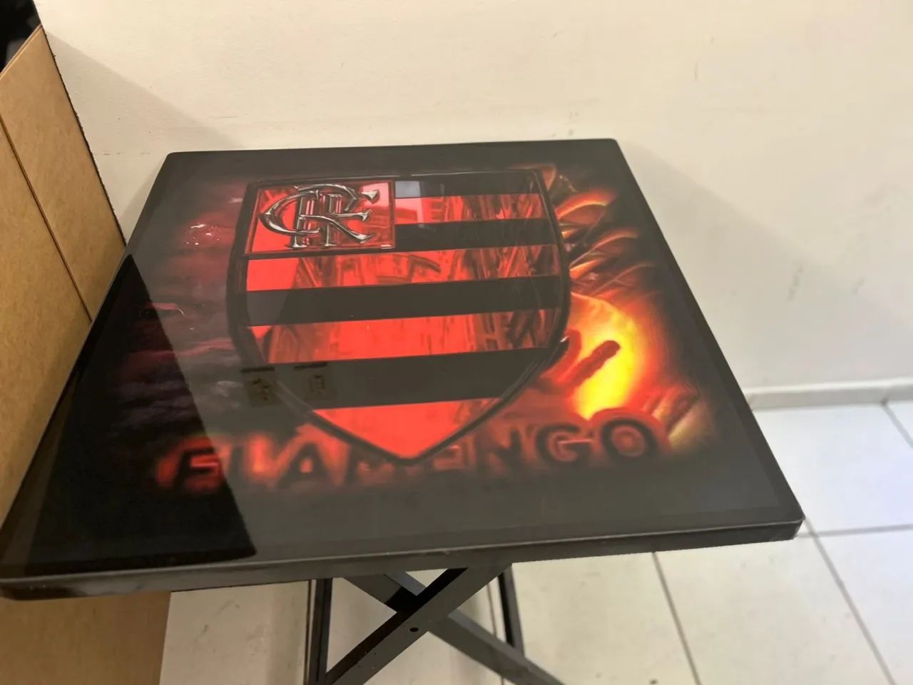 Mesas personalizadas em porcelanato liquido 