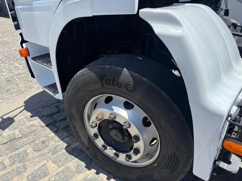 Mercedes-Benz Atego 1719 190 2012/2012 - Foto 6