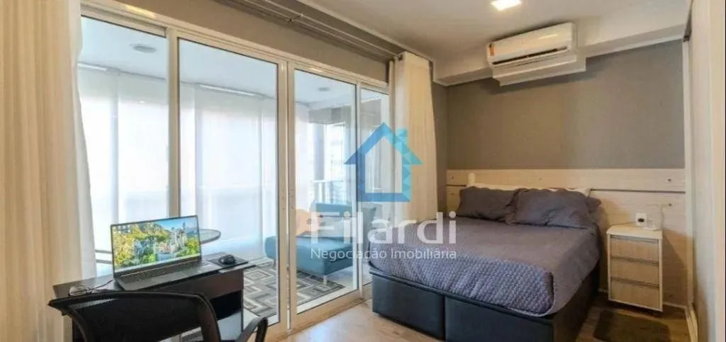 Studio ao lado da Paulista com vaga.