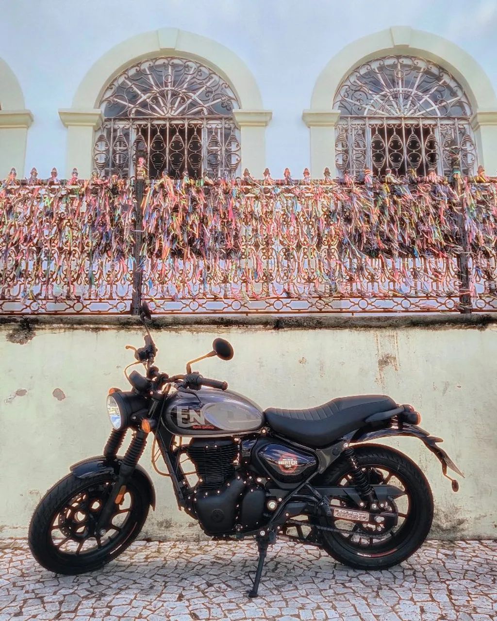 Hunter 350 - Moto impecável