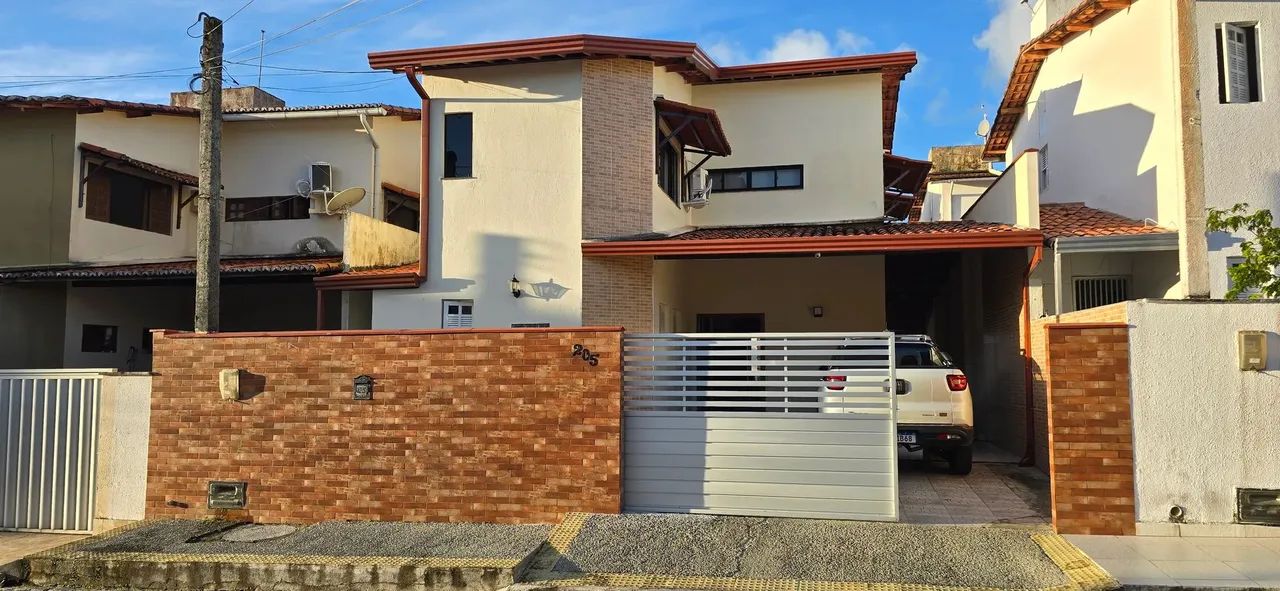 Sobrado para venda com 143 metros quadrados com 4 quartos em Nova Parnamirim - Parnamirim 
