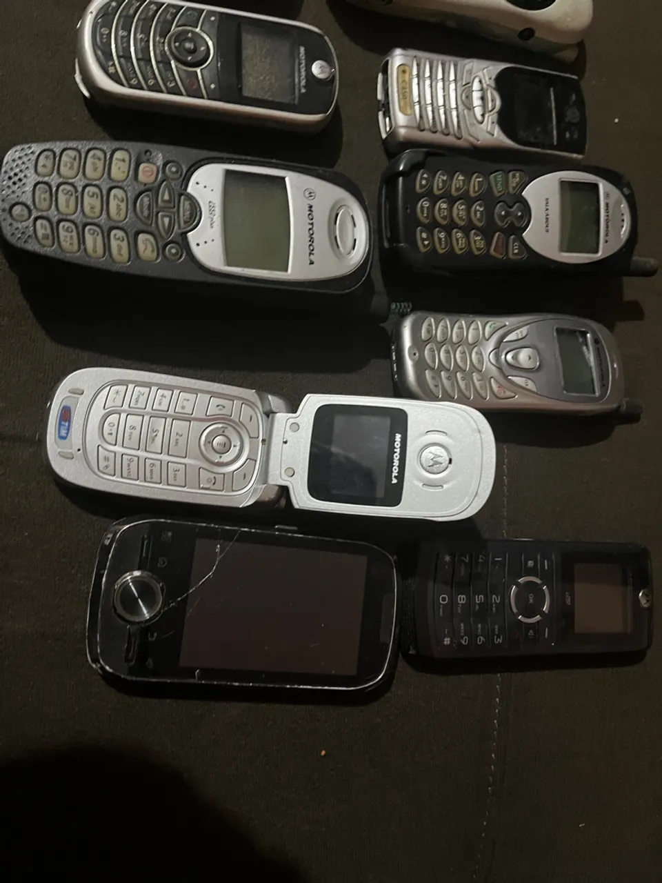 10 Celulares antigos coleção