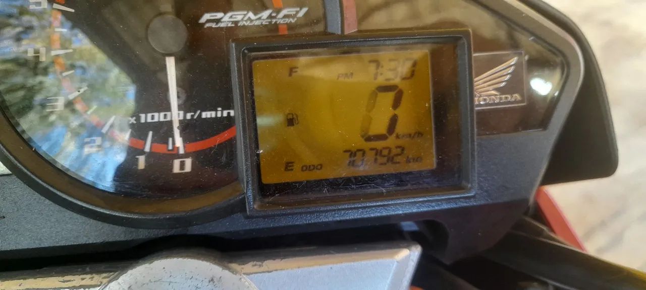 CB 300 R  - Foto 2