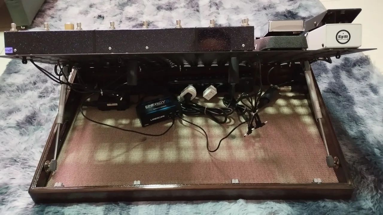 Pedalboard Hands com Flightcase 80x50 + Softbag Creation-FD - Foto 3