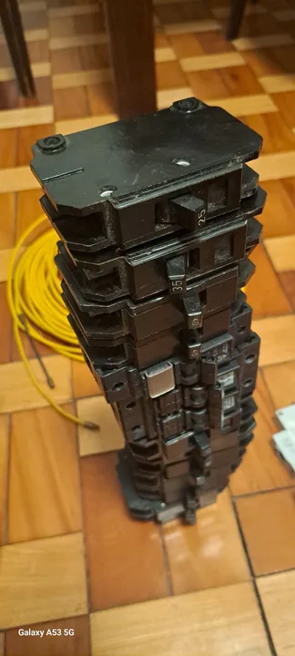 Disjuntores Elétricos
