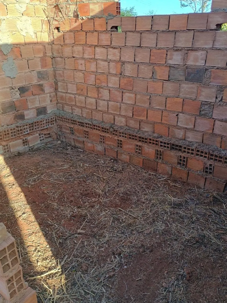Terreno 8x25