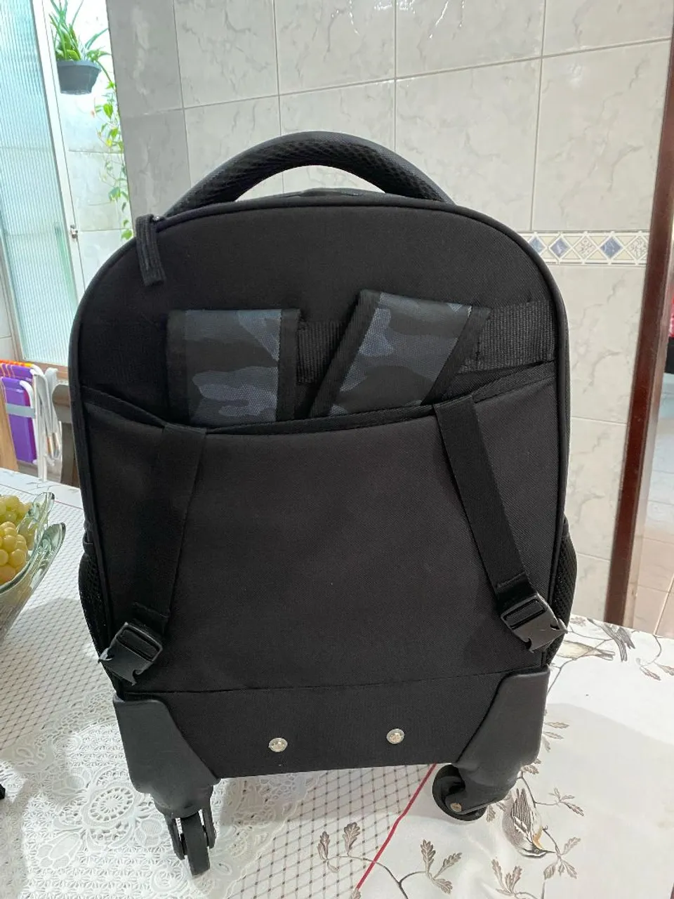 Mochila de Rodinhas Escolar Preta