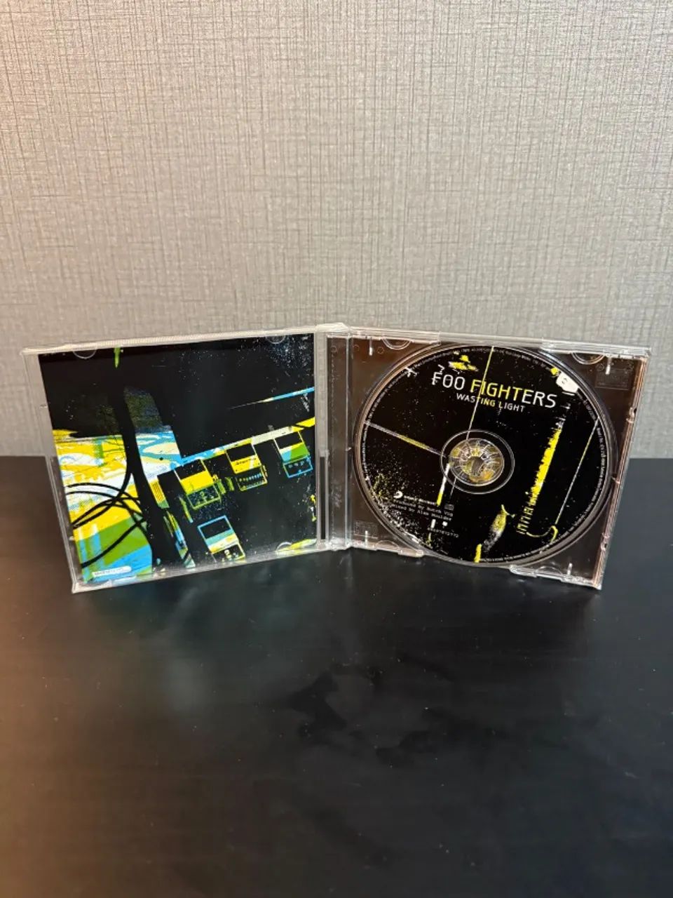 Foo Fighters - Wasting Light - Disco Cd Importado - Foto 2