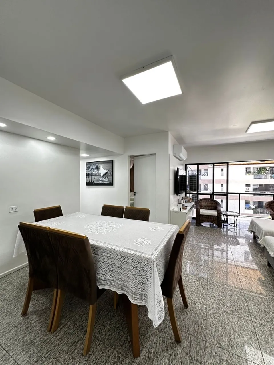 Apartamento 3/4 (porteira fechada) Ponta verde
