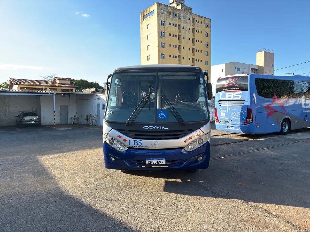 Micro ônibus executivo 31 lugares  - Foto 6
