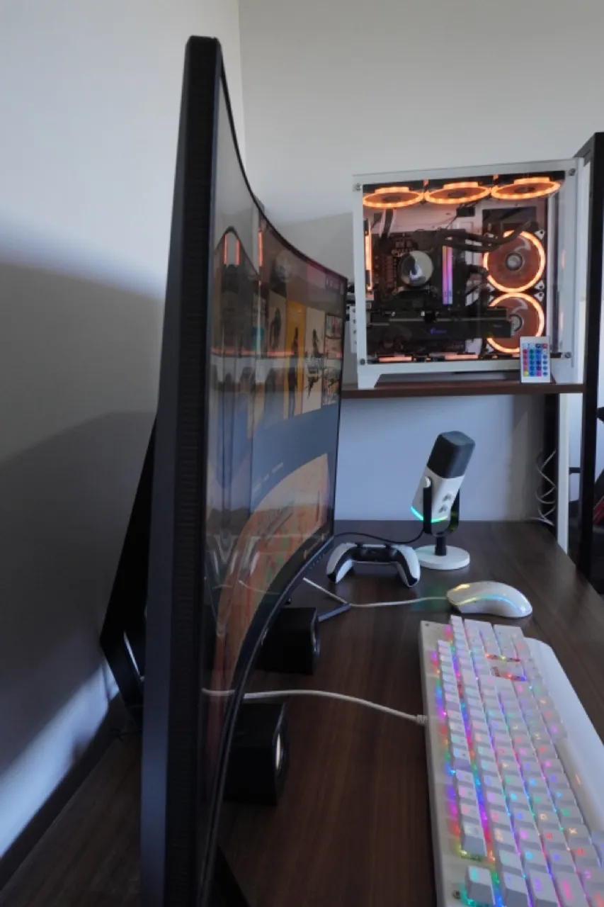 Monitor Gamer Curvo