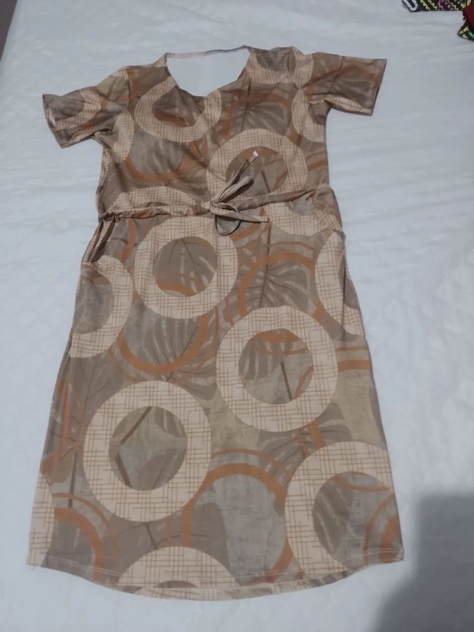 Vestido(M) novo 45 reais.
