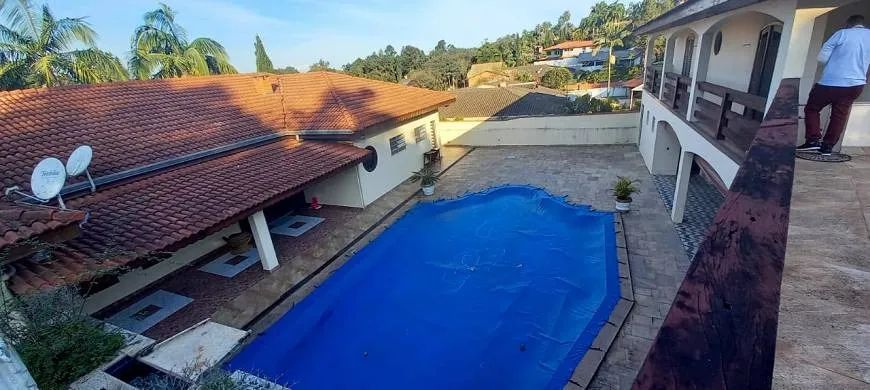 Chácara em Itapecerica da Serra p/ temporada em condomínio fechado