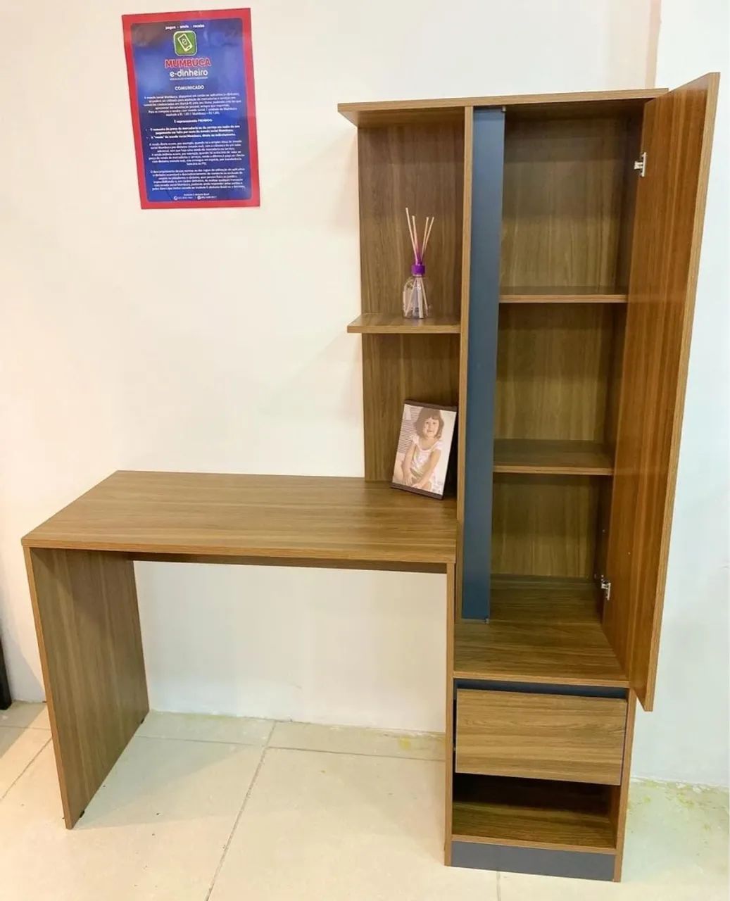 Escrivaninha moderna com armário e design elegante - Foto 5