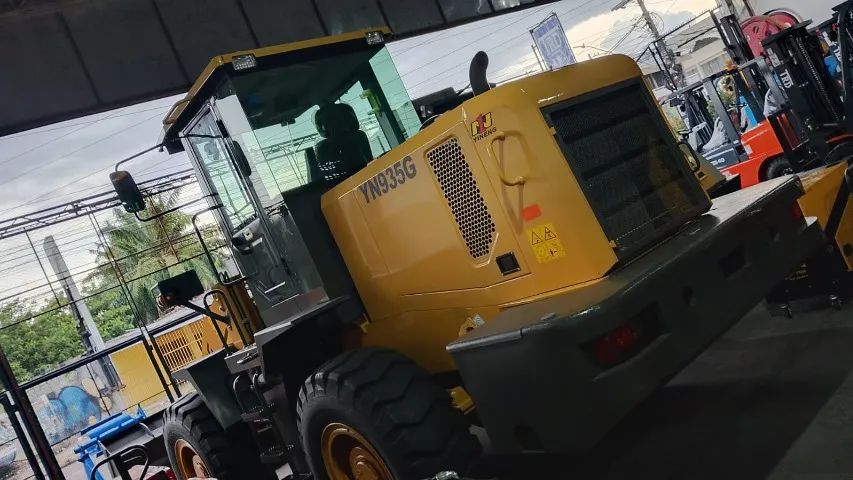 PÁ CARREGADEIRA YINENG MODELO YN935G MOTOR WEICHAY DEUTZ 130HP  - Foto 5