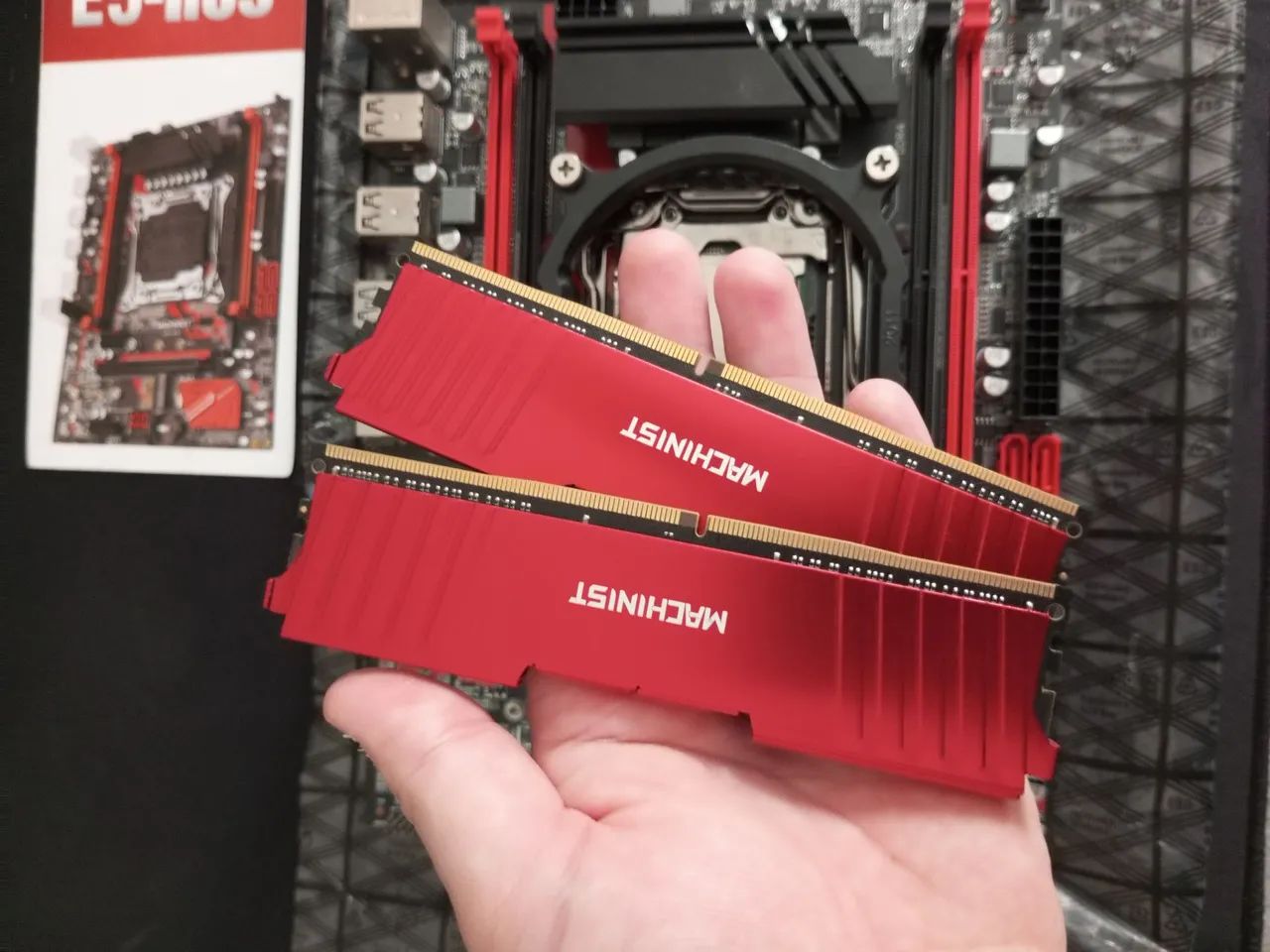 Kit Xeon V4 + 16GB RAM + Air Cooler Redragon - Bem conservado - Foto 4