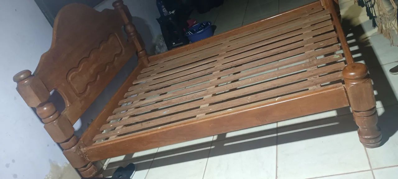 Cama de madeira( sem colchão) - Foto 3