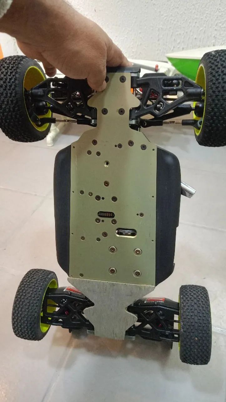 Automodelo Buggy mugen MBX7 PRO - Foto 4