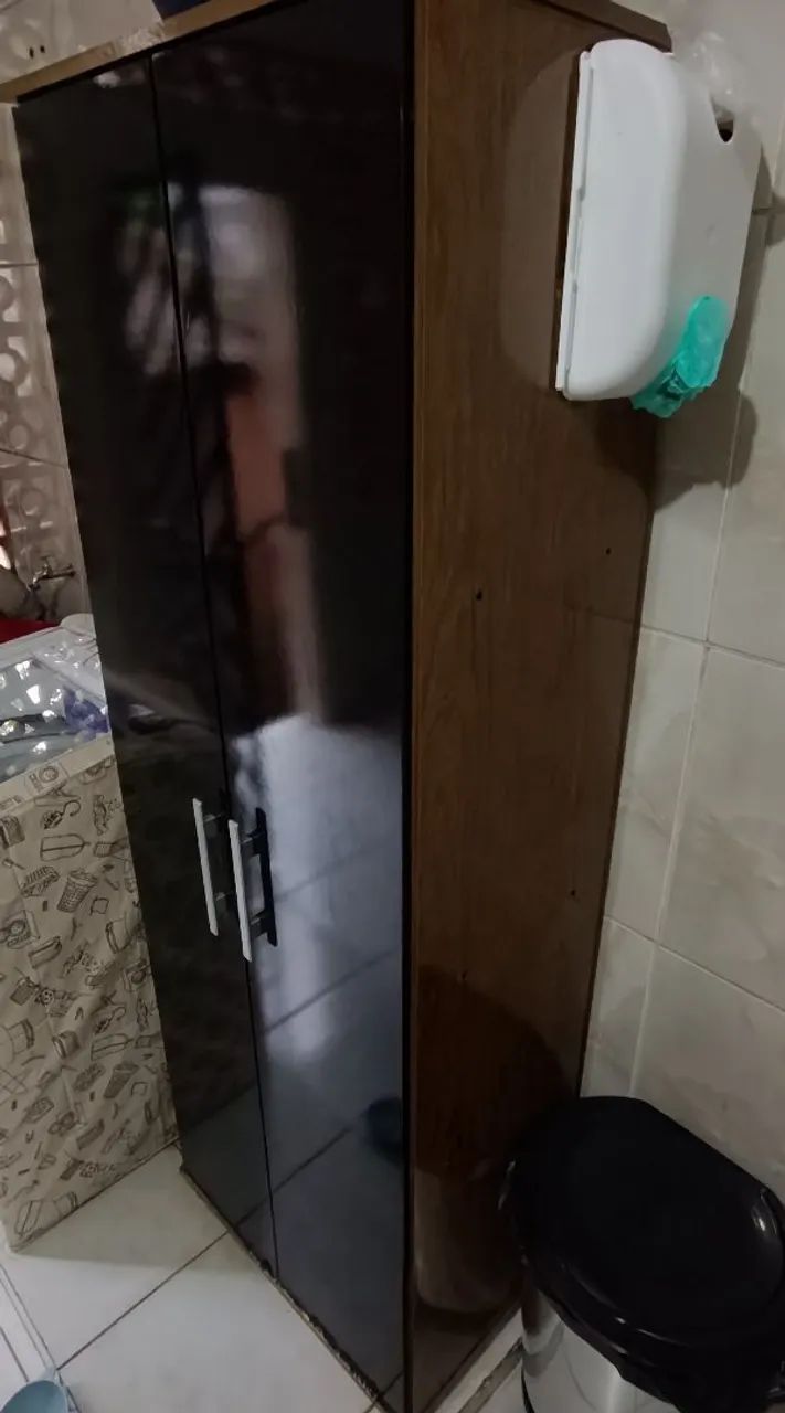Armário multiuso 