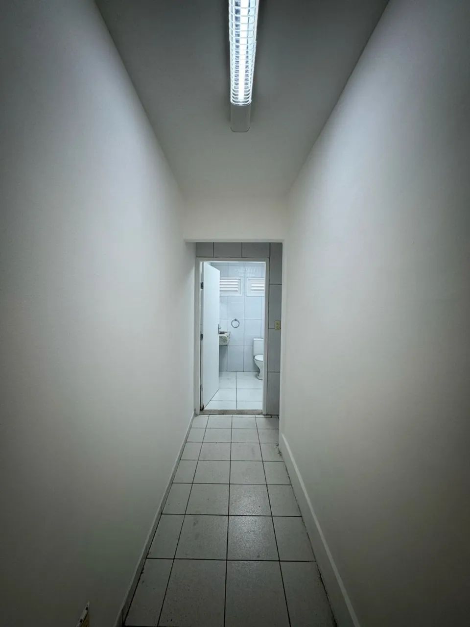 Prédio comercial próximo ao Midway - Foto 4