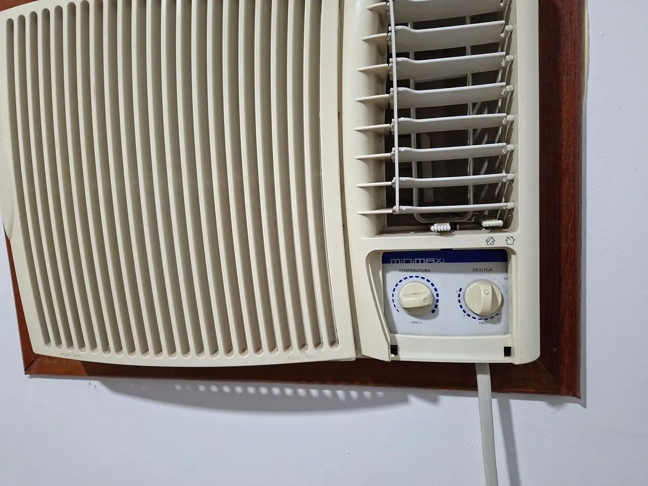 Ar Condicionado de janela 127v - R$500 - Foto 2