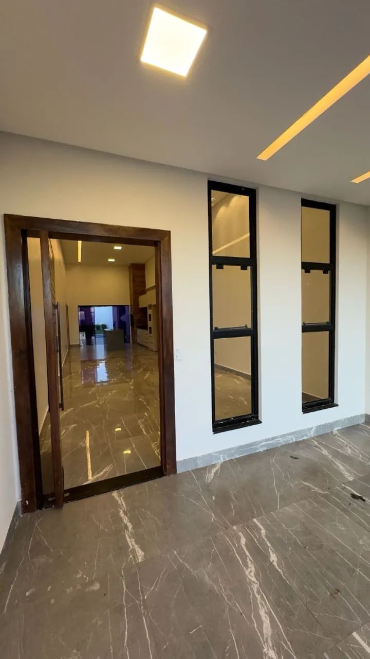 Excelente casa com sala com pé direito duplo na Ponte Alta - Foto 2