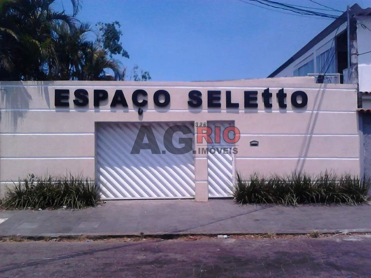 GALPÃO DE 400M² EM BENTO RIBEIRO