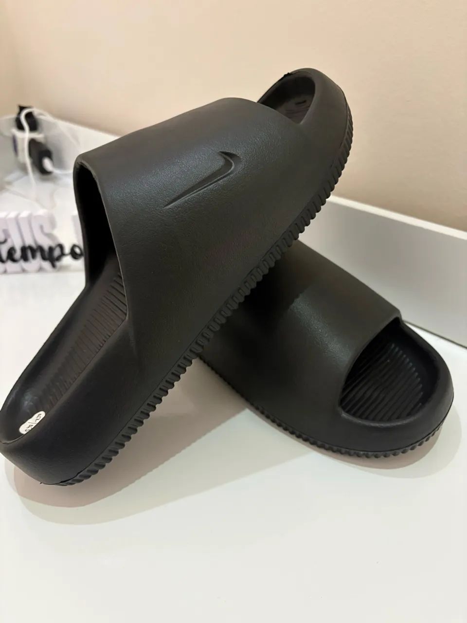 Chinelo slide Nike