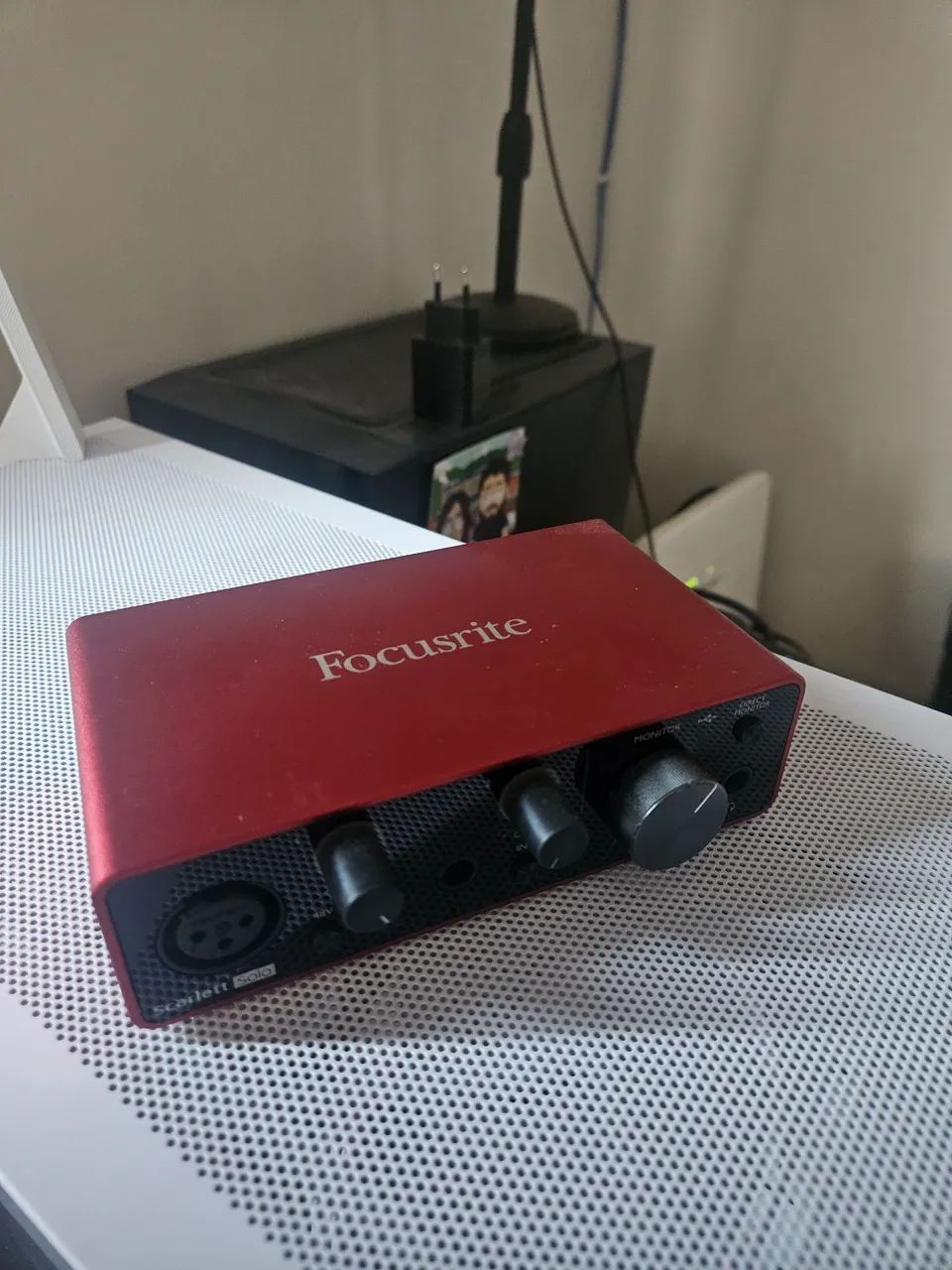Focusrite Solo 3 Gen - Equipamentos e Acessórios de Som