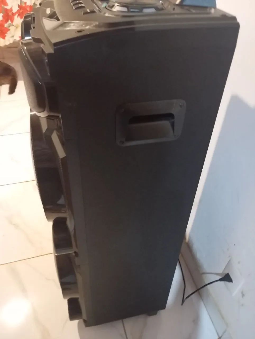 Vendo caixa de som torre philips 2000 e e uma escada de 8 degraus - Foto 5