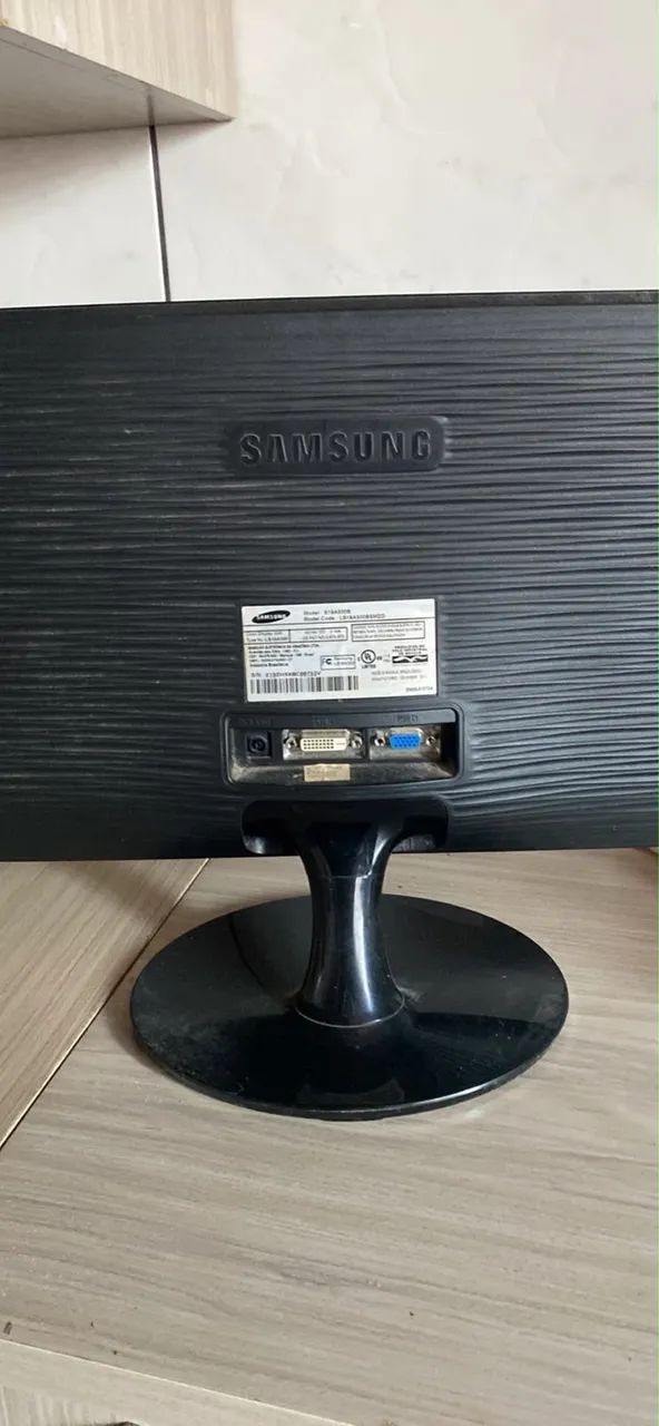 Monitor Samsung SA300 - Foto 2