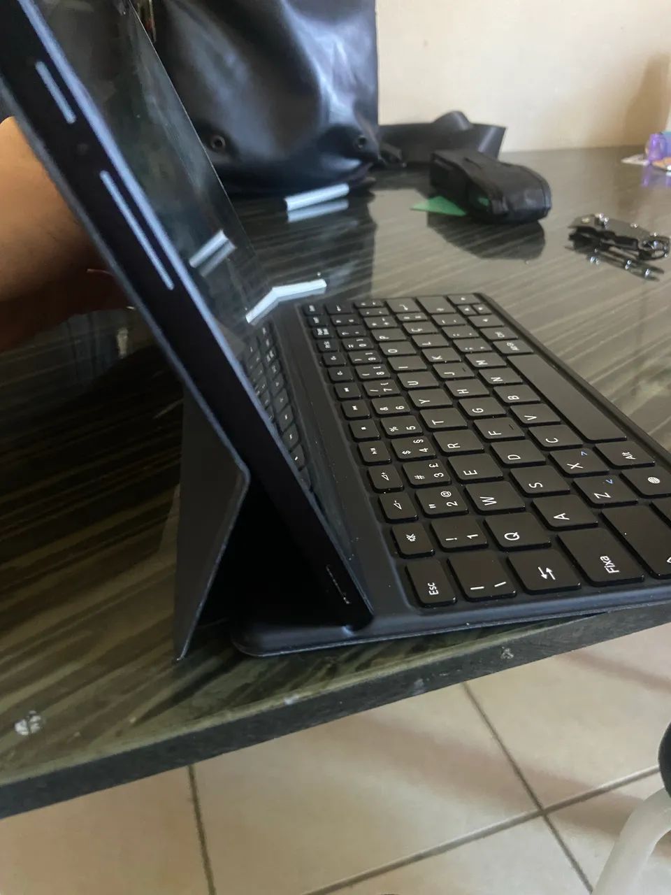 Tablete c/ teclado