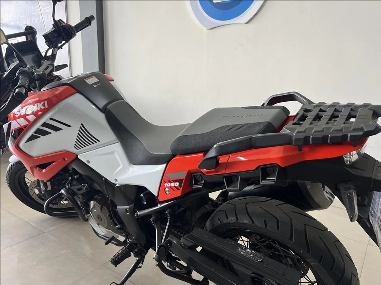 SUZUKI V-STROM 1050XT ABS - Foto 3