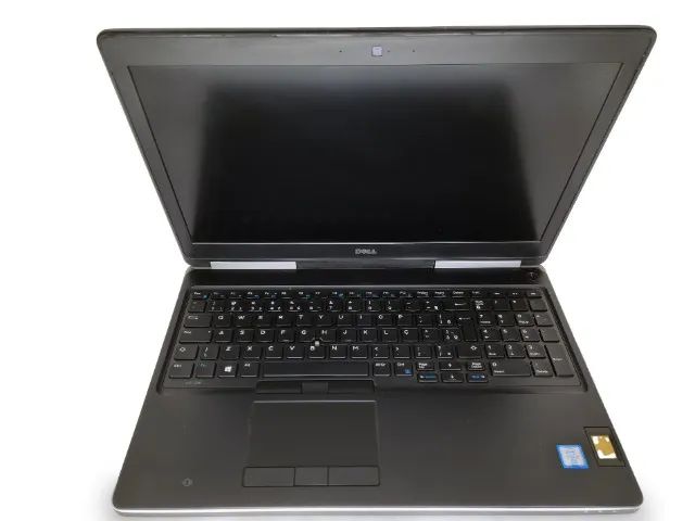 DELL PRECISION 7520 Core i7 Sexta Geração - RAM 8GB - HD 256GB SSD