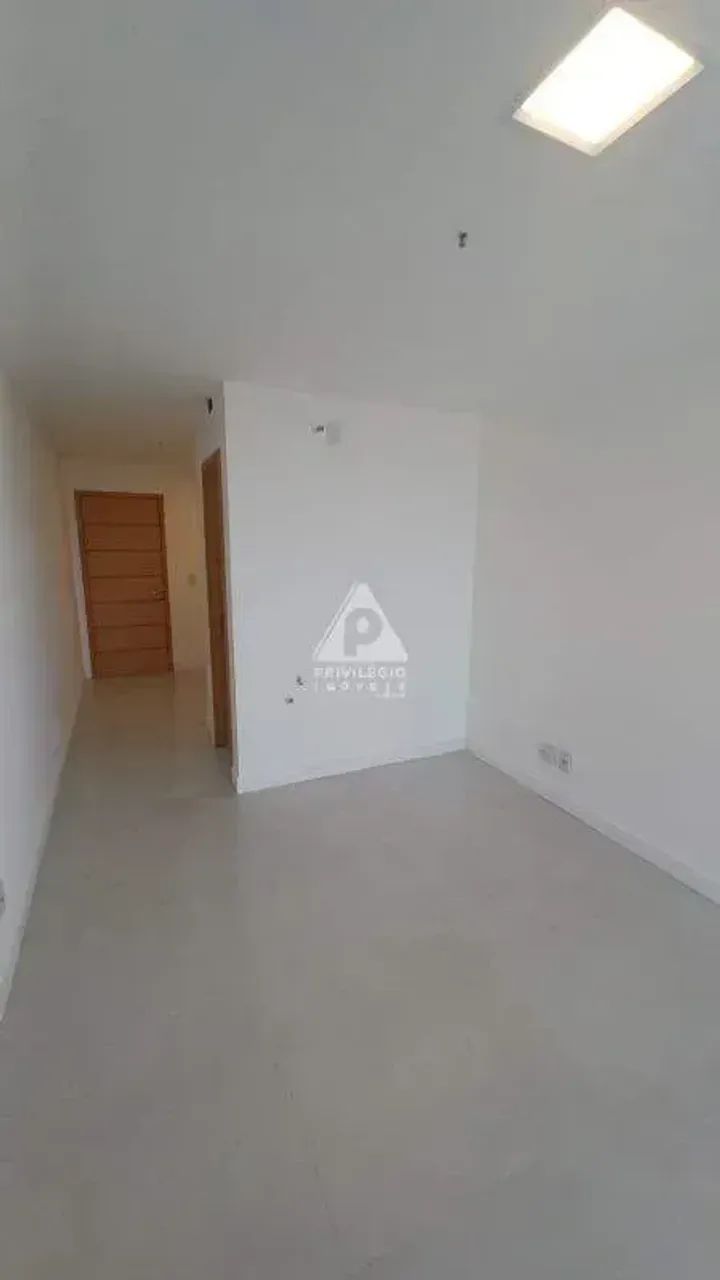 Sala Comercial Totalmente reformada com 36 m² - Foto 2