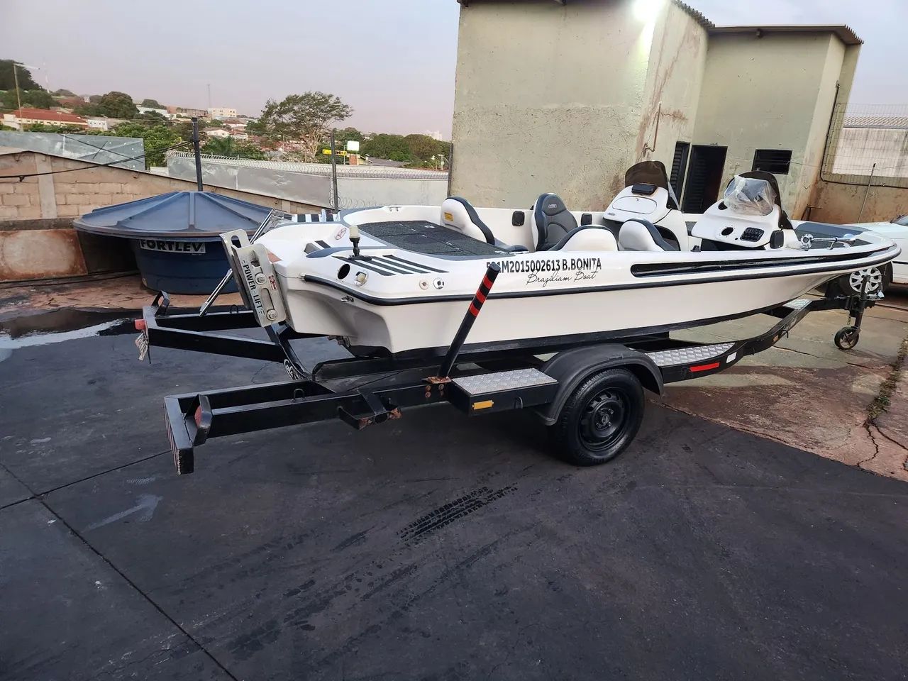 Vendo bass boat Fibralar F2+2 - Foto 3